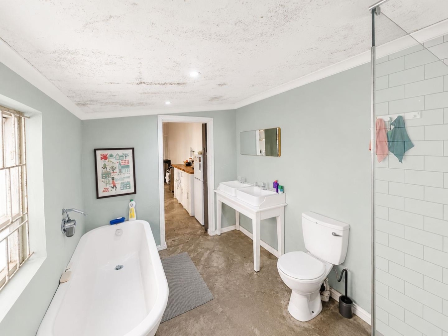 2 Bedroom Property for Sale in Woodstock Western Cape